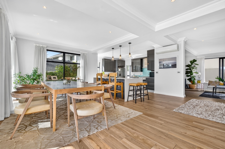 To Let 4 Bedroom Property for Rent in Camps Bay Western Cape